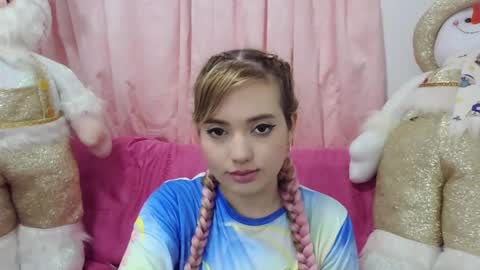 Snapshot of latinqueen2020 chatting on January 11, 2025, 8:43 pm latinqueen2020 online show from January 11, 2025, 8:43 pm