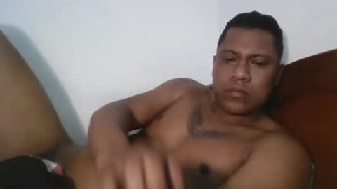 latinrayf online show from February 7, 2025, 3:19 pm