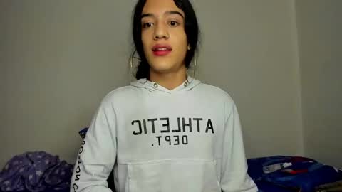 Snapshot of latinsecretfantasy chatting on January 10, 2025, 2:45 pm latinsecretfantasy online show from January 10, 2025, 2:45 pm