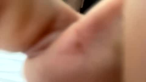 Snapshot of latn_73 chatting on December 5, 2024, 10:45 pm Mexakin online show from December 5, 2024, 10:45 pm