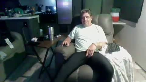 Snapshot of latniter742349 chatting on February 17, 2025, 9:24 am latniter online show from February 17, 2025, 9:24 am