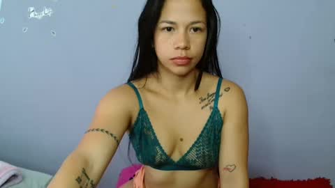 Snapshot of lauracb_ chatting on March 6, 2025, 4:07 pm lauracb          online show from March 6, 2025, 4:07 pm
