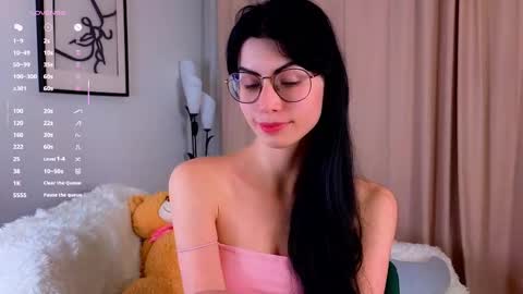 Arline online show from October 16, 2025, 11:22 am