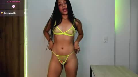 Snapshot of laurenandryansky chatting on November 2, 2025, 1:30 am Lauren  Ryan online show from November 2, 2025, 1:30 am