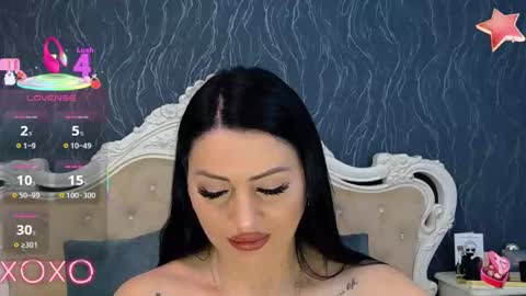 Snapshot of laurenjenssen chatting on February 14, 2025, 9:24 am Laura online show from February 14, 2025, 9:24 am