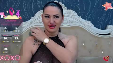 Snapshot of laurenjenssen chatting on February 25, 2025, 12:24 pm Laura online show from February 25, 2025, 12:24 pm