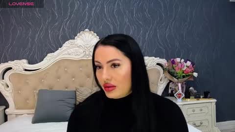 Snapshot of laurenjenssen chatting on March 4, 2025, 9:40 am Laura online show from March 4, 2025, 9:40 am