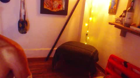 Snapshot of laye19 chatting on September 25, 2025, 2:04 am Laye19 online show from September 25, 2025, 2:04 am