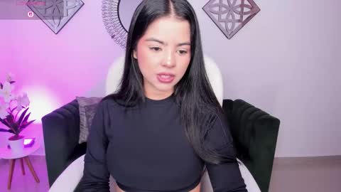 Snapshot of layla_breezee_ chatting on September 11, 2025, 11:43 am Layla Breezee online show from September 11, 2025, 11:43 am