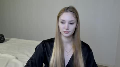 Snapshot of laylapretty001 chatting on December 31, 2024, 5:33 am LaylaPretty001 online show from December 31, 2024, 5:33 am