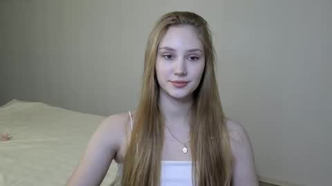 Snapshot of laylapretty001 chatting on January 13, 2025, 5:33 am LaylaPretty001 online show from January 13, 2025, 5:33 am