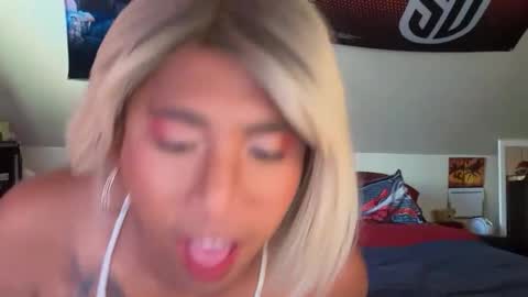 Snapshot of lbffemme chatting on September 12, 2025, 8:53 pm lbffemme online show from September 12, 2025, 8:53 pm