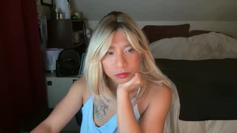 Snapshot of lbffemme chatting on November 15, 2025, 4:54 am lbffemme online show from November 15, 2025, 4:54 am