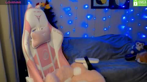 Snapshot of leah__gotty chatting on December 20, 2024, 2:27 pm Leah Gotty online show from December 20, 2024, 2:27 pm