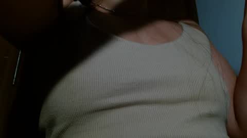 Snapshot of leanaalhub chatting on December 6, 2024, 4:47 am leanaalhub online show from December 6, 2024, 4:47 am