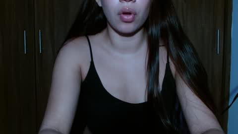 Snapshot of leanaalhub chatting on January 12, 2025, 3:49 am leanaalhub online show from January 12, 2025, 3:49 am