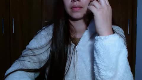 Snapshot of leanaalhub chatting on March 5, 2025, 8:10 am leanaalhub online show from March 5, 2025, 8:10 am