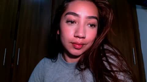 Snapshot of leanaalhub chatting on September 17, 2025, 3:19 am leanaalhub online show from September 17, 2025, 3:19 am