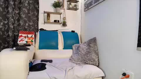 Snapshot of leenar_key chatting on October 1, 2025, 1:55 am leenar_key online show from October 1, 2025, 1:55 am