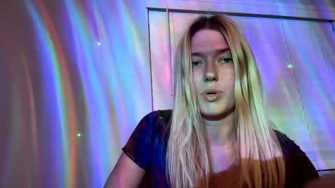 Snapshot of leiaac16 chatting on November 13, 2025, 7:18 am leiaac16 online show from November 13, 2025, 7:18 am