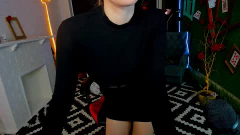 Snapshot of leilarai chatting on March 4, 2025, 4:30 pm Leila Rai online show from March 4, 2025, 4:30 pm