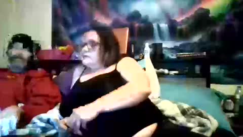 Snapshot of lena613 chatting on October 20, 2025, 3:40 am lena613 online show from October 20, 2025, 3:40 am