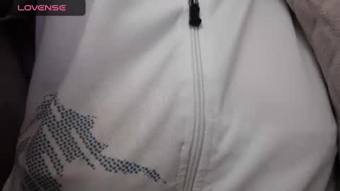 Snapshot of lenagolden chatting on December 4, 2024, 4:16 pm lenagolden online show from December 4, 2024, 4:16 pm