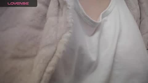 Snapshot of lenagolden chatting on January 8, 2025, 3:39 pm lenagolden online show from January 8, 2025, 3:39 pm