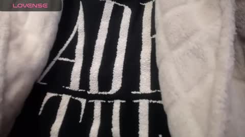 Snapshot of lenagolden chatting on January 23, 2025, 2:07 pm lenagolden online show from January 23, 2025, 2:07 pm