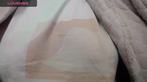 Snapshot of lenagolden chatting on January 27, 2025, 5:04 pm lenagolden online show from January 27, 2025, 5:04 pm