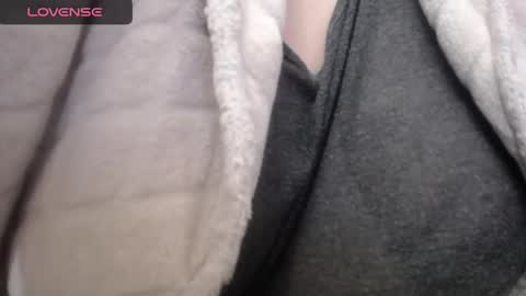 Snapshot of lenagolden chatting on January 29, 2025, 9:17 pm lenagolden online show from January 29, 2025, 9:17 pm