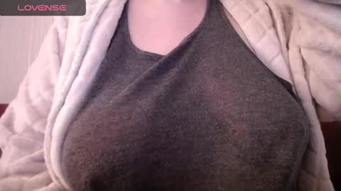 Snapshot of lenagolden chatting on February 11, 2025, 6:08 am lenagolden online show from February 11, 2025, 6:08 am