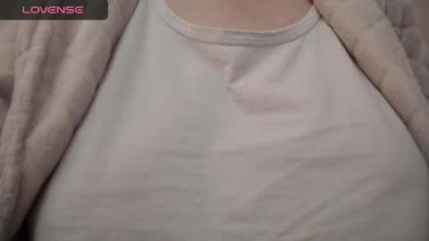 Snapshot of lenagolden chatting on February 21, 2025, 6:18 am lenagolden online show from February 21, 2025, 6:18 am