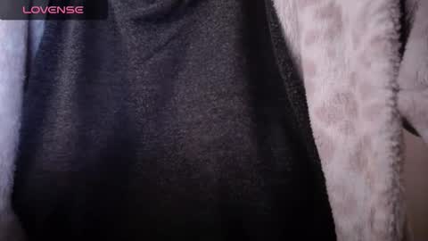 Snapshot of lenagolden chatting on October 13, 2025, 11:10 am lenagolden online show from October 13, 2025, 11:10 am