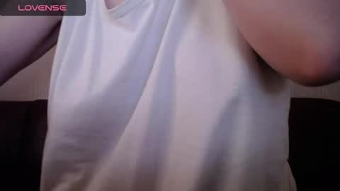 Snapshot of lenagolden chatting on October 17, 2025, 9:56 am lenagolden online show from October 17, 2025, 9:56 am