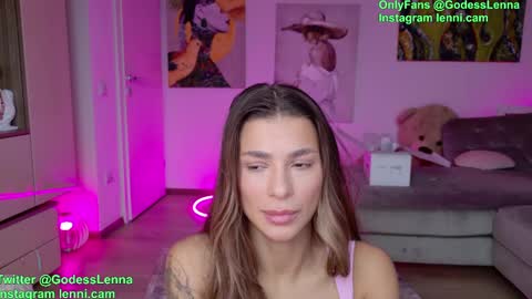 Snapshot of lenna_godess chatting on December 5, 2024, 8:00 am Lenna Goddess online show from December 5, 2024, 8:00 am