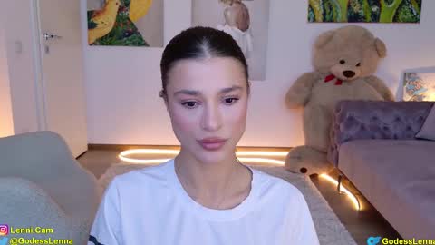 Snapshot of lenna_godess chatting on February 12, 2025, 7:13 am Lenna Goddess online show from February 12, 2025, 7:13 am