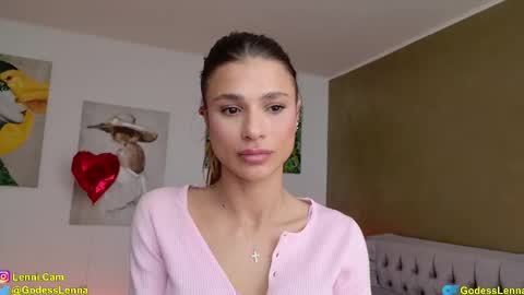 Snapshot of lenna_godess chatting on February 22, 2025, 9:12 am Lenna Goddess online show from February 22, 2025, 9:12 am