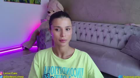 Snapshot of lenna_godess chatting on September 18, 2025, 5:20 am Lenna Goddess online show from September 18, 2025, 5:20 am