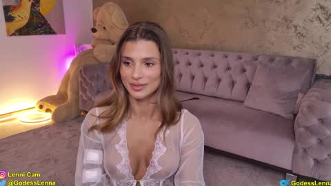 Snapshot of lenna_godess chatting on October 9, 2025, 5:38 am Lenna Goddess online show from October 9, 2025, 5:38 am