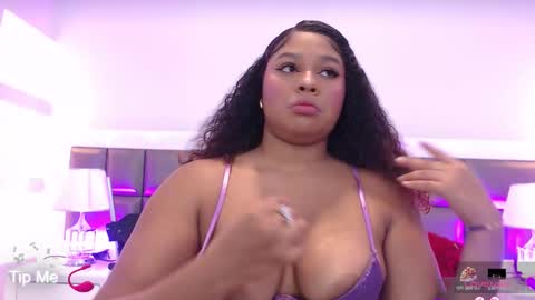 Lenna online show from September 29, 2025, 11:37 am