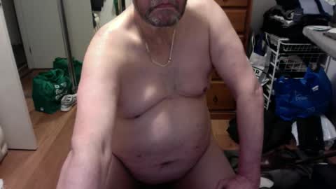 Snapshot of lennyfife chatting on October 14, 2025, 10:38 am Pussylicker online show from October 14, 2025, 10:38 am