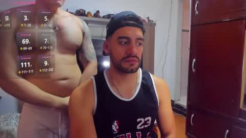 Snapshot of leon__hart chatting on December 18, 2024, 4:28 pm Leon Hart online show from December 18, 2024, 4:28 pm