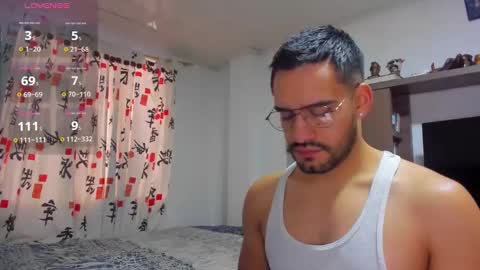 Snapshot of leon__hart chatting on December 19, 2024, 1:07 pm Leon Hart online show from December 19, 2024, 1:07 pm