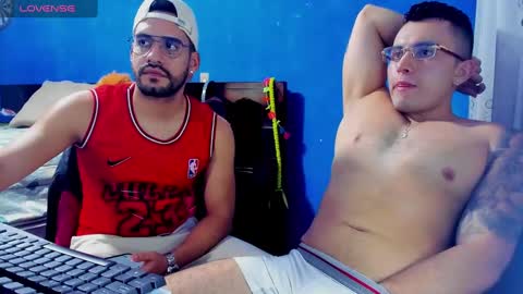 Snapshot of leon__hart chatting on December 21, 2024, 10:19 pm Leon Hart online show from December 21, 2024, 10:19 pm