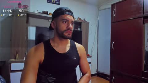 Snapshot of leon__hart chatting on January 6, 2025, 1:42 am Leon Hart online show from January 6, 2025, 1:42 am