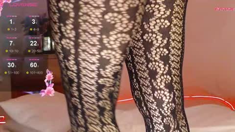 Snapshot of leonora_luxry_ chatting on September 26, 2025, 4:00 pm My name is Leonora Pleasures to see you Follow me here and instagram online show from September 26, 2025, 4:00 pm