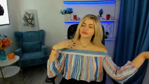 Snapshot of lesliemineg chatting on October 18, 2025, 7:47 pm lesliemineg online show from October 18, 2025, 7:47 pm