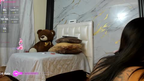 Snapshot of lesly_w chatting on February 7, 2025, 9:26 am I am here from Monday to Friday from 730 am to 130 pm Colombia time and saturday from 500 am to 1000 am .... Soon Blue page online show from February 7, 2025, 9:26 am