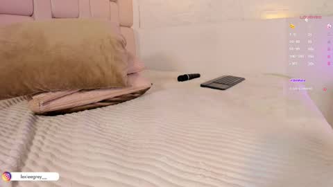 Snapshot of lexiee_grey_ chatting on February 18, 2025, 3:10 pm Lexie  online show from February 18, 2025, 3:10 pm